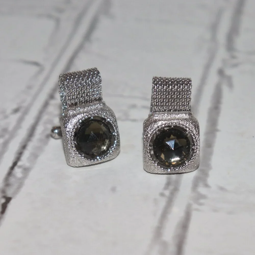 💚✨ Vintage Swank Silver & Green Rhinestone Wrap-Around Cufflinks